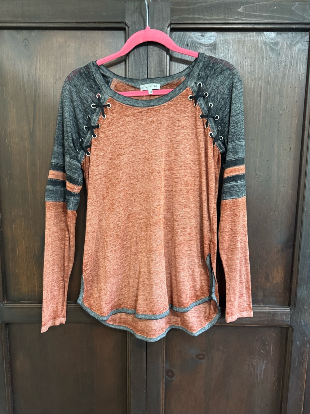 Fitz + Eddie Lace-Up Raglan Burnout Long Sleeve Top Rust Charcoal Size Large